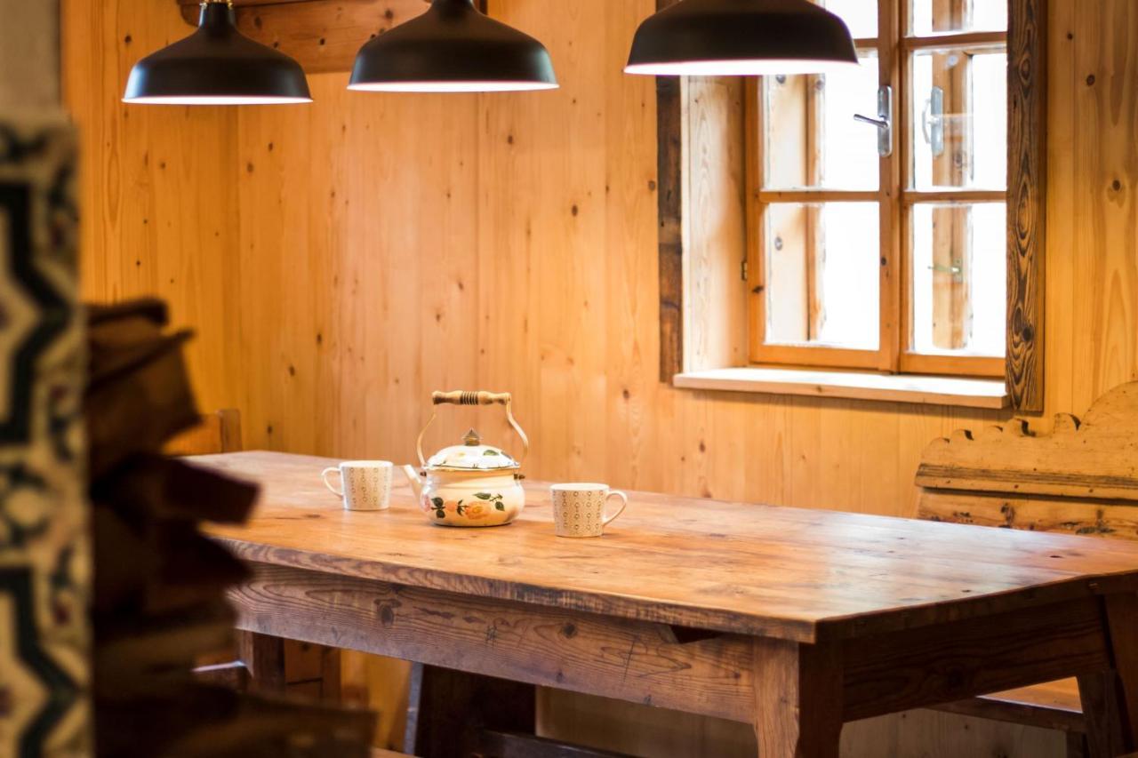 Almhuette Chalet Hirschfisch ボーデンスドルフ エクステリア 写真