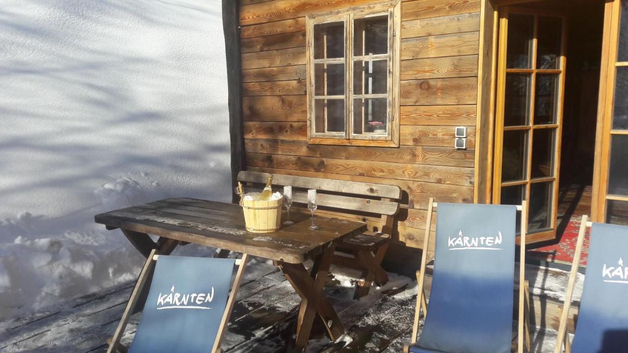 Almhuette Chalet Hirschfisch ボーデンスドルフ エクステリア 写真