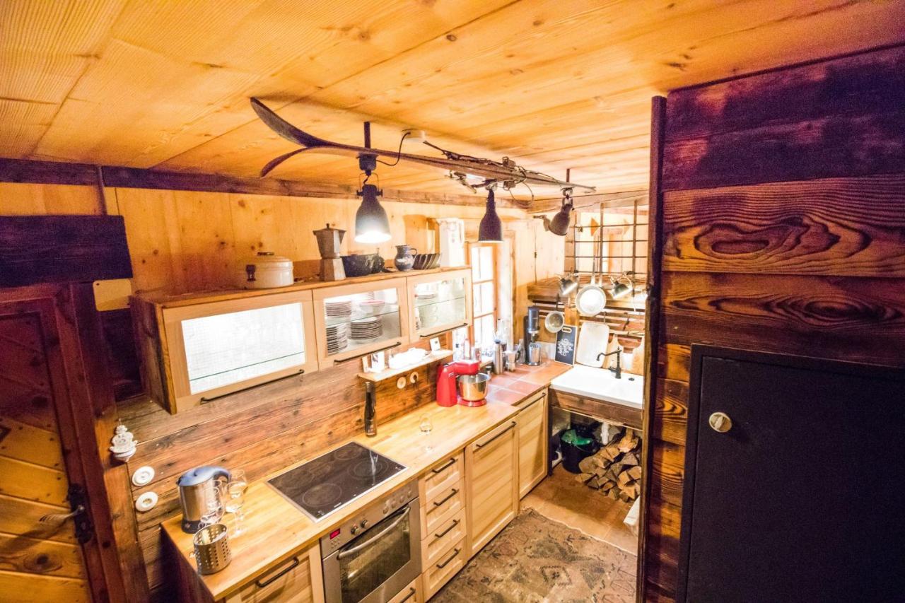 Almhuette Chalet Hirschfisch ボーデンスドルフ エクステリア 写真